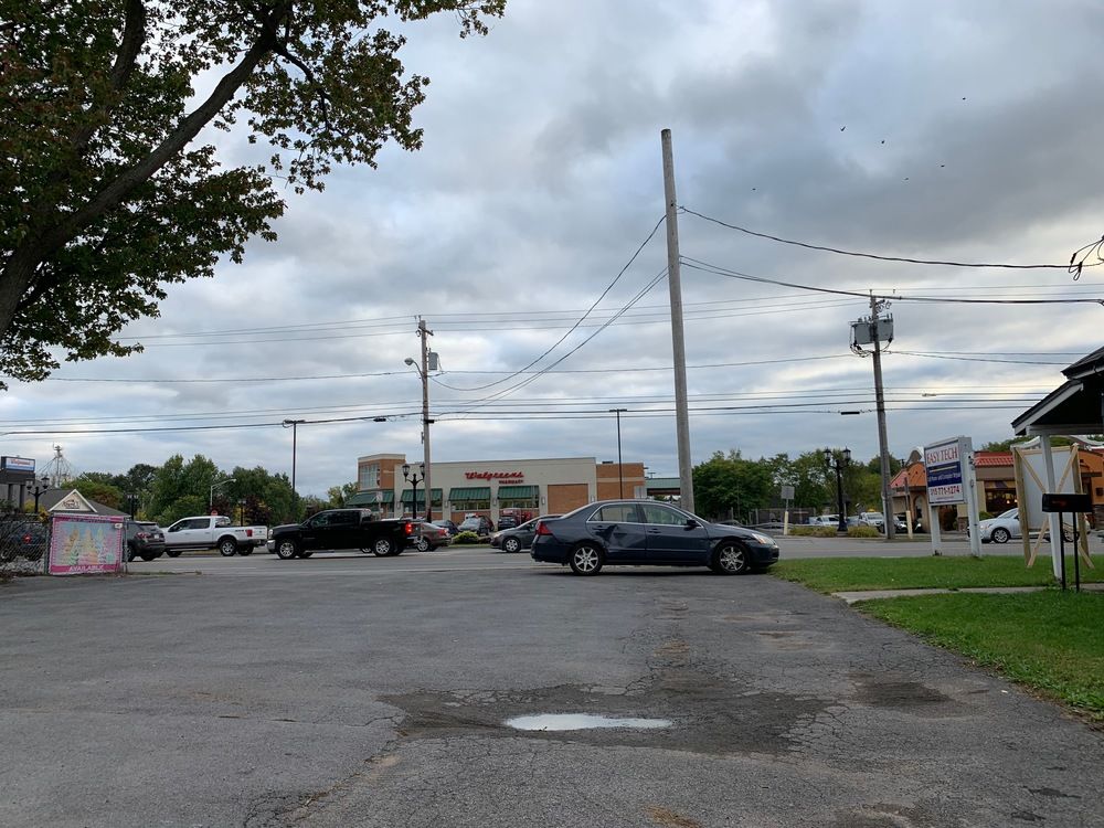912 Arsenal St, Watertown, NY 13601